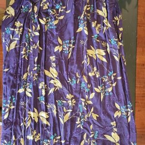 Sag Harbor Purple and Yellow Floral Skirt. Large.